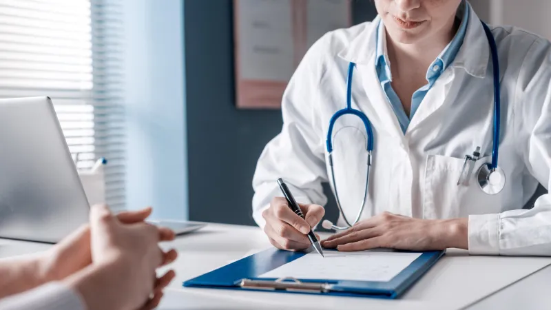 Italy Races to Fill 5,700 Doctor Vacancies Amid Training Deadline