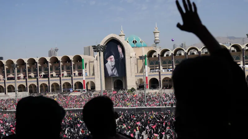 Iran Mourns Slain Leader; Vengeance Chants Echo in Tehran