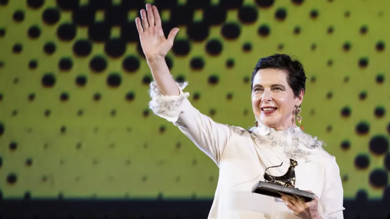 Isabella Rossellini: Early Setback Propelled Her Into Fashion Icon Status