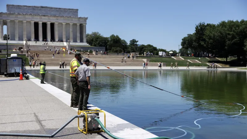 Lincoln Memorial Reflecting Pool Vandalized, Trump Alleges Sabotage