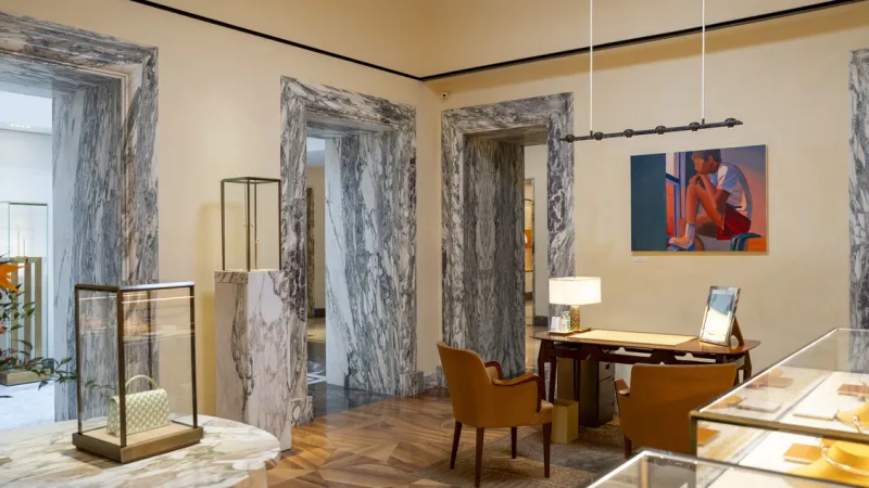 Luxury Art: Global Collectors Fuel Market Expansion