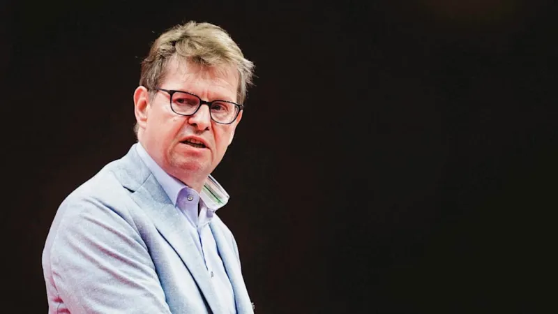 Stegner Defends Schröder-Putin Meeting As Ukraine Peace Opportunity