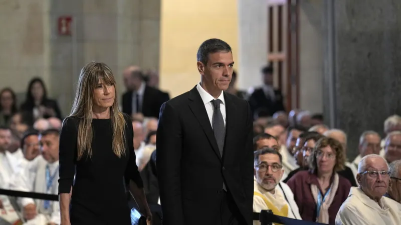Spanish PM's Wife Indicted, Passport Withdrawn Amid Flight Risk
