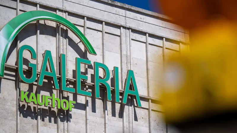 Galeria Secures 160 Million Euro Lifeline Amid Closure Fears