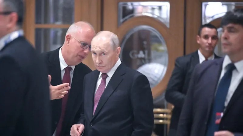 Putin Blames Western Globalists for AfD Rise, Issues Europe Warning