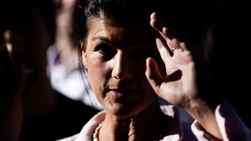 Wagenknecht Challenges Höcke to Debate, Proposes Thuringia Government Model