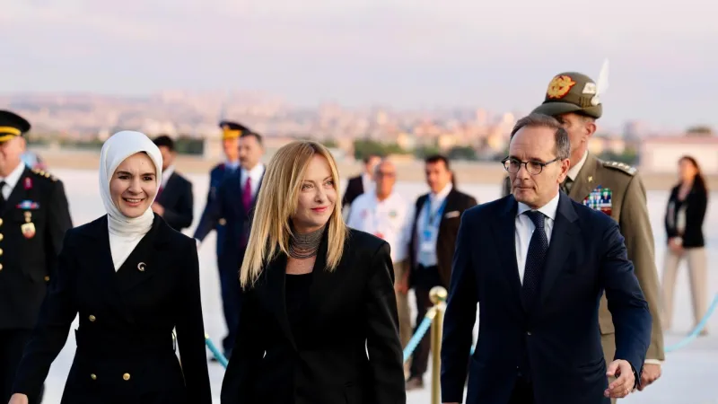 Trump Hints at European Troop Cuts, Assesses Meloni Allegiance