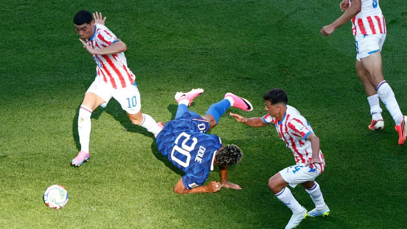 France Overcomes Paraguay's Aggression, Secures World Cup Quarterfinal Berth