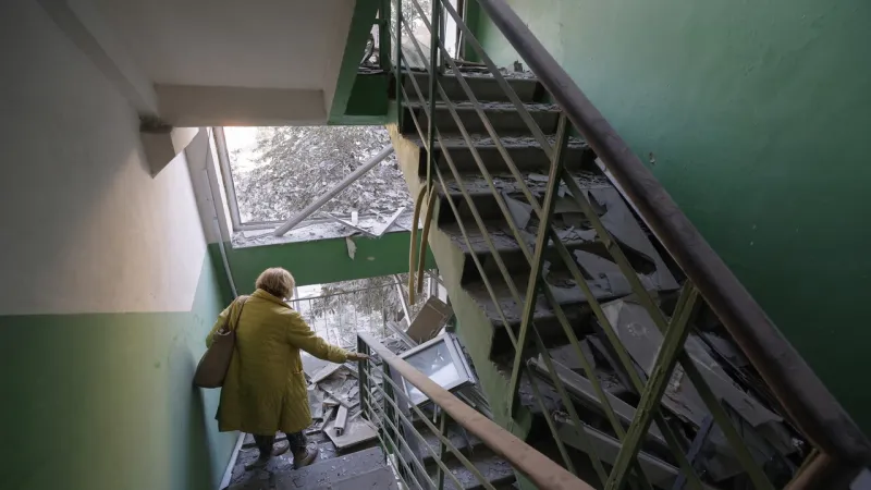 Kyiv Digs Amid Raids As Moscow Claims Donetsk Stronghold Captured