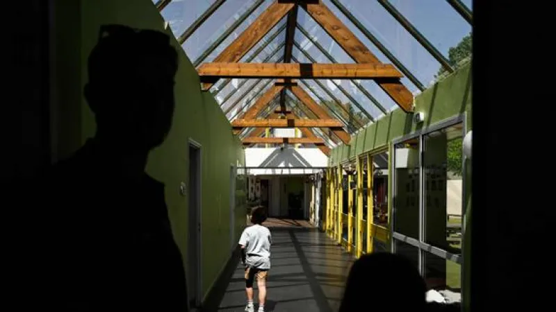 Heatwave Prompts Parental Dilemma: Schools Battle Unprecedented Temperatures