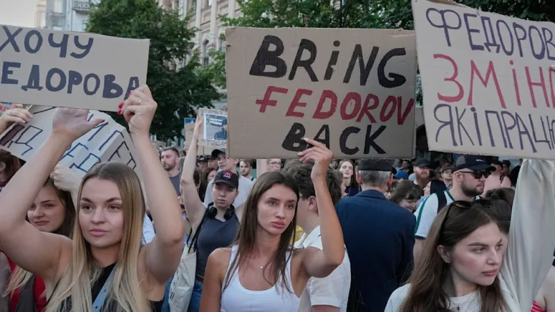 Ukraine Protests Spark Zelenskyy Promise on Military Leadership Changes