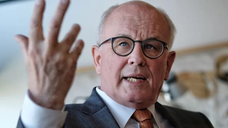 Kauder: CDU Firewall Against AfD Critical Amid Election Pressure
