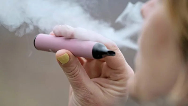 New Study Reveals Vaping, Smoking Harm Athletic Performance