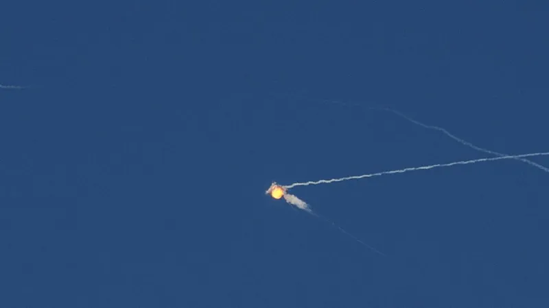 Kyiv Endures Ballistic Missile Barrage Amid Renewed Russian Assault