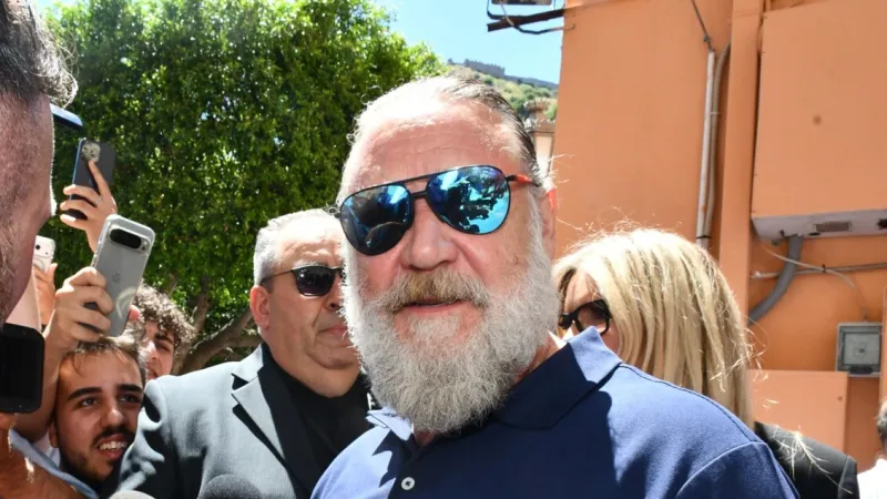 Russell Crowe Rejects Gladiator 2, Electrifies Taormina Festival