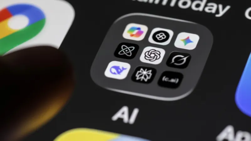 Tech Giants Label AI Content Amidst Counter-Efforts to Erase Digital Tags