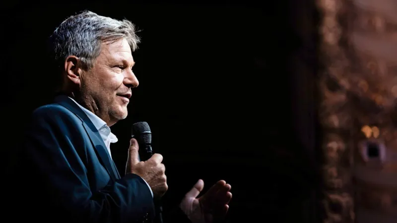 Habeck: Kubicki's FDP Lacks Germany's Essential Liberal Vision