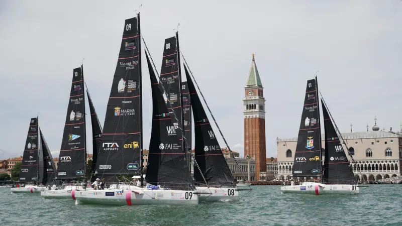 Sixth Nastro Rosa Tour Sails from Venice, Heads for Genoa