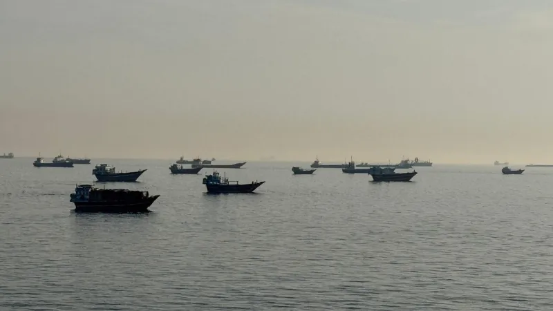 Iran Closes Hormuz Strait, Missiles Strike Gulf As US Raids Jordan