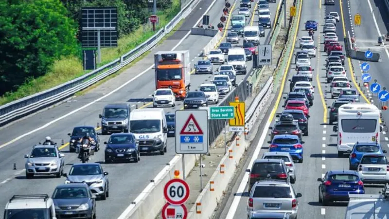 Millions Return Home As Italy's Summer Heat Finally Breaks