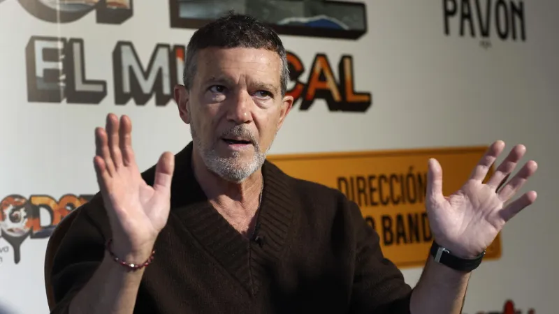 Banderas Hails Spain's World Cup Splendid Lesson in Teamwork