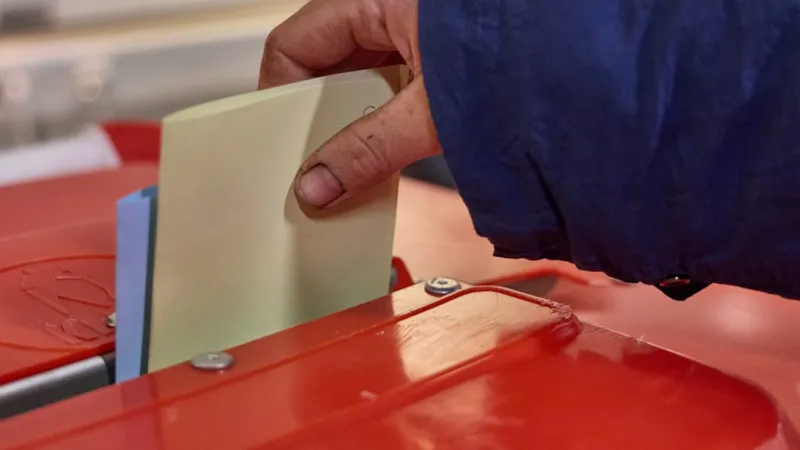 Hamburg Referendum Reform: Jurists Affirm Legality Amidst Political Scrutiny