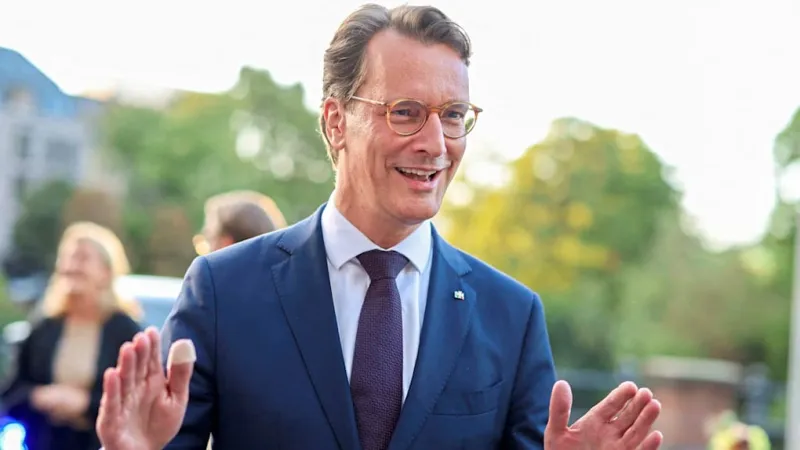 Wüst Slams Bas Over Pension Reform Stagnation, Cites Summer Inaction