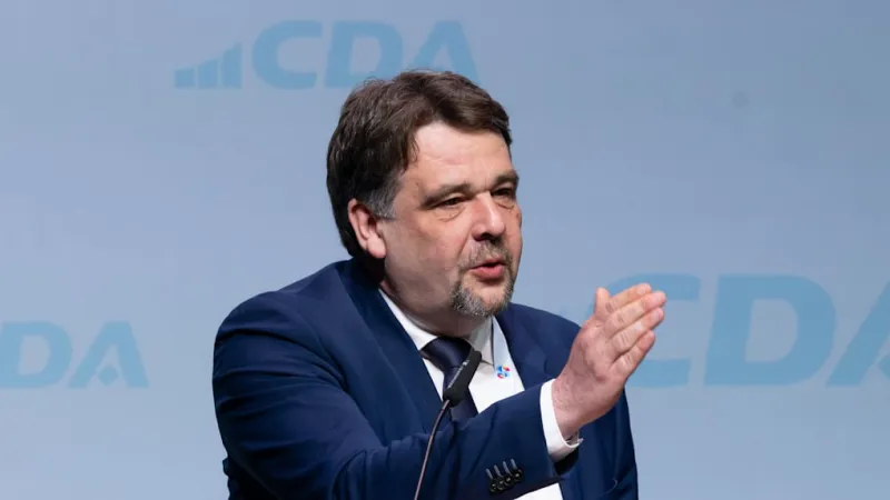 German Union Demands €500 Mobility Premium Amid High Fuel Costs