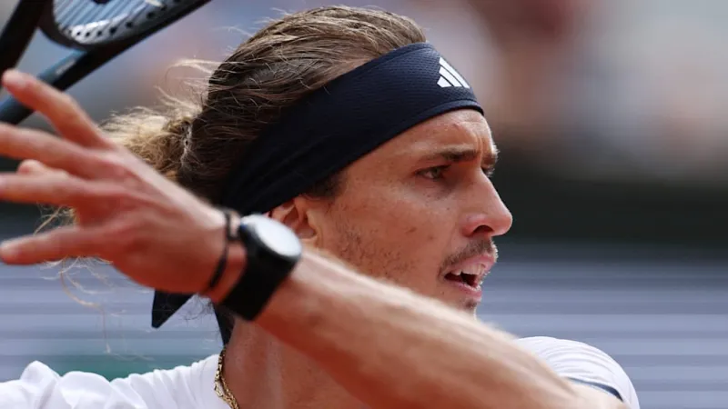 Zverev Marches Into French Open Quarterfinals, Faces Teen Challenge