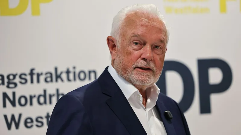Kubicki Slams CDU: Power Breeds Hypocrisy on Surrogacy Stance