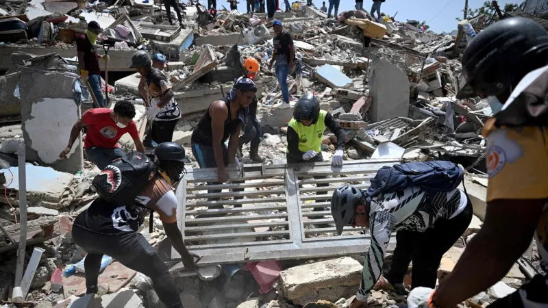 Venezuela Desperation: Bare Hands Unearth Horror As 50,000 Remain Missing