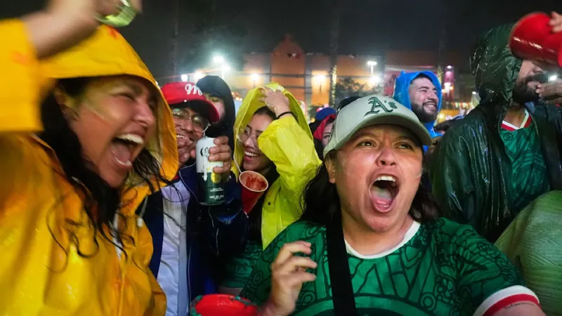 Mexico Advances to Knockout Stage, World Cup Group Win Ignites Fan Euphoria