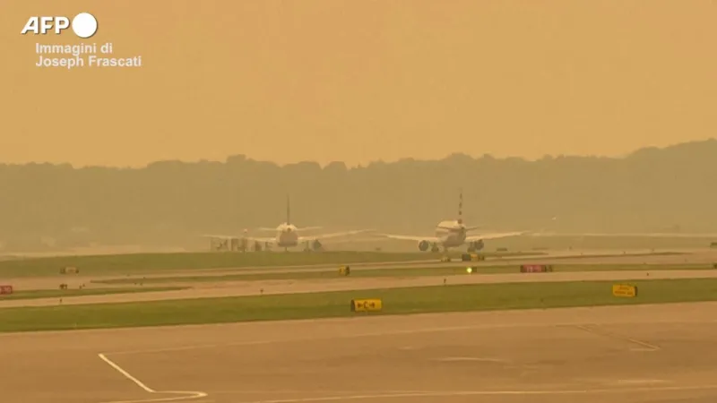 Canadian Wildfire Smoke Engulfs New York, Toronto Air Quality Plummets