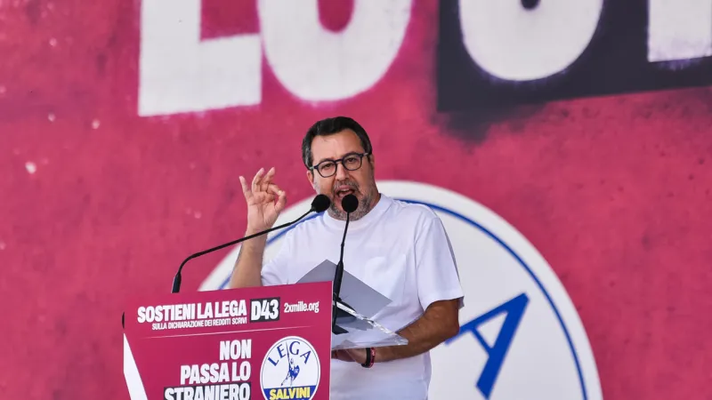 Lega Power Play: Salvini Forces October Congress, Demands Loyalty