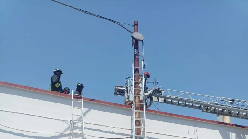 Fiber Optic Worker Dies After Electrocution in Lecce
