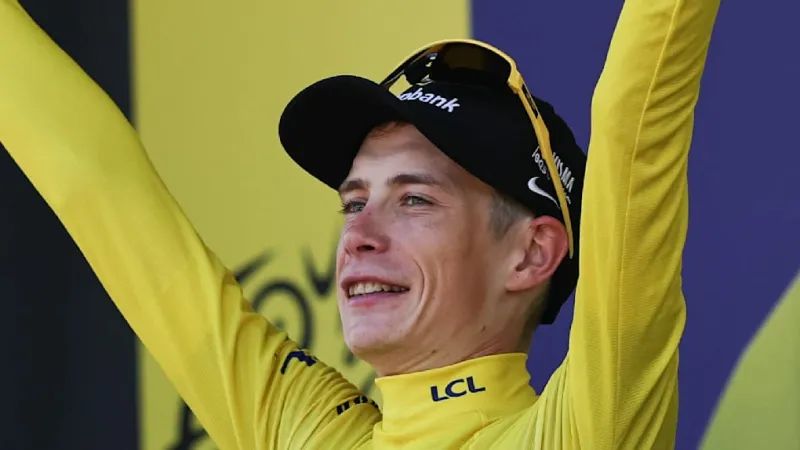 Vingegaard Seizes Early Tour De France Lead, Outpaces Pogacar