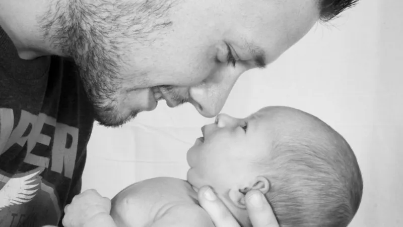 Father's Scent Boosts Infant Brain Development, Learning, Social Skills