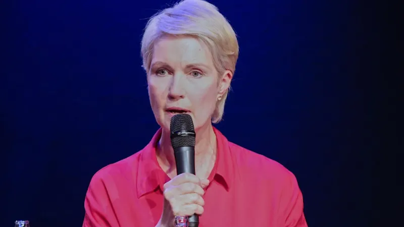 Premier Schwesig Rebuked After Attacking CDU Rival at Forum