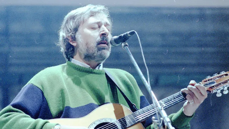 Guccini at 86: a Maestro's Poetic Echoes Endure
