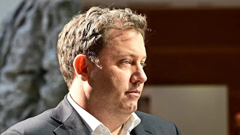 German Finance Ministry Shake-Up: Klingbeil Faces Nepotism Claims