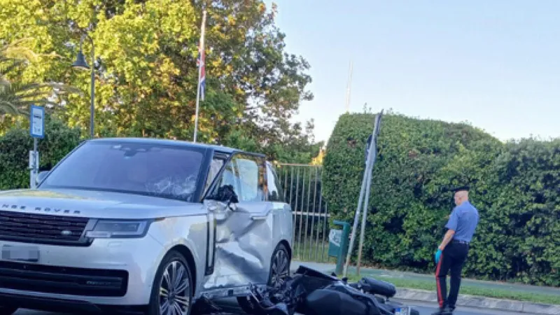 SUV Crash Claims Teen Life, 27-Year-Old Driver Detained
