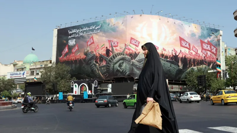 US Raids on Hormuz Escalate; Tehran Vows Decisive Retaliation