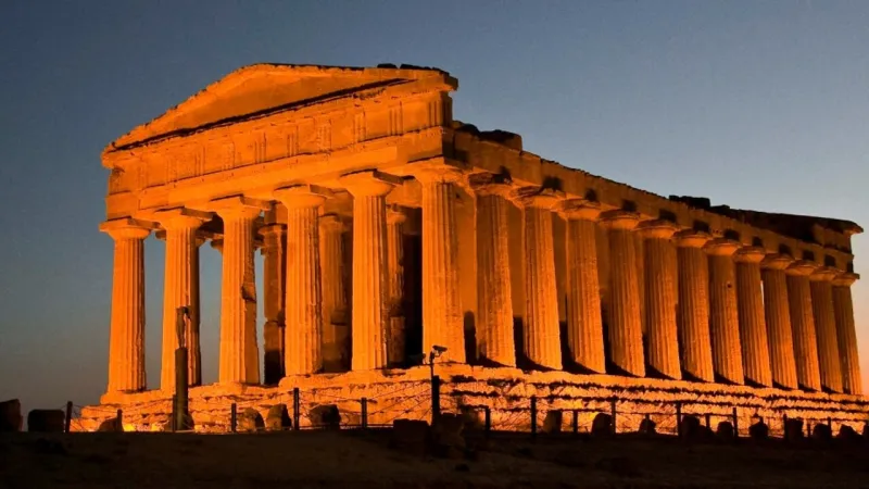 Italy's Ancient Wonders Unveil Enchanting Night Tours This August