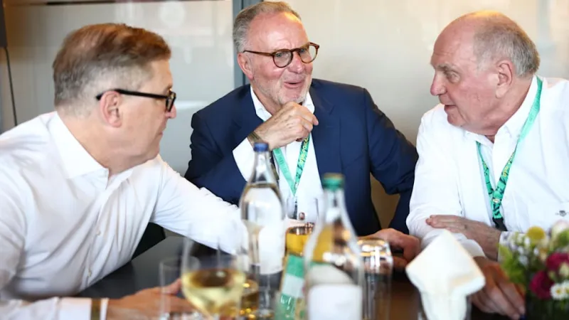 Rummenigge Reveals Dissent Over Eberl Contract: "Something Irritated Me" at Bayern