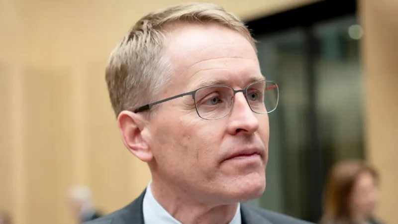 Northvolt Debacle Sparks Constitutional Challenge Against German Minister-President