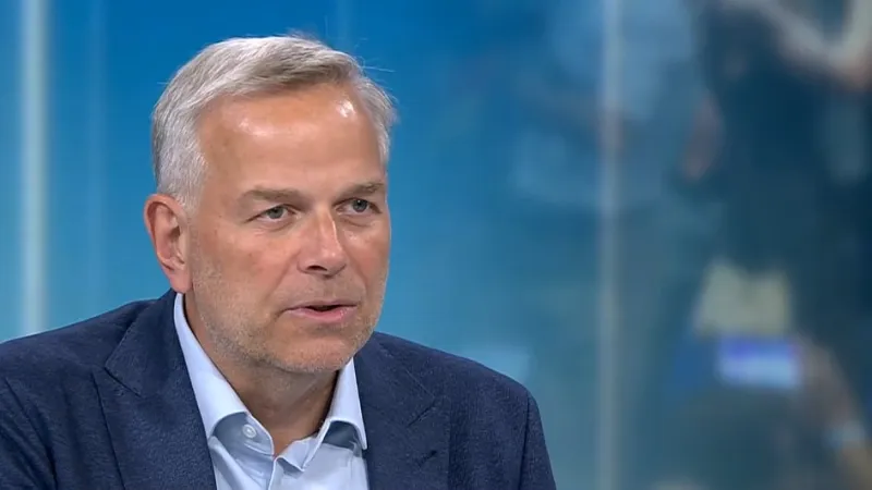 AfD's Holm Declares 'Storm at Our Back,' Eyes Mecklenburg-Vorpommern Victory