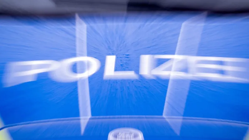 Child Injured As E-Scooter Riders Flee Police in Wilhelmshaven