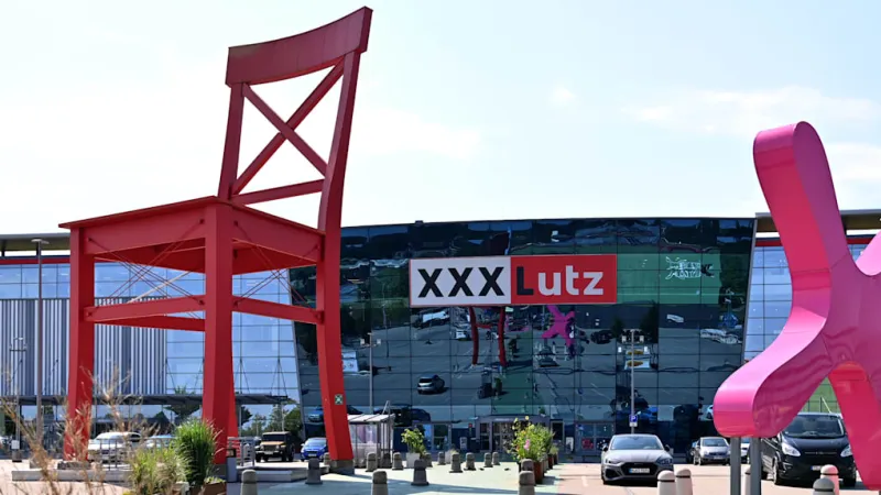 XXXLutz-Porta Mega Merger Stalled by EU Antitrust Investigation