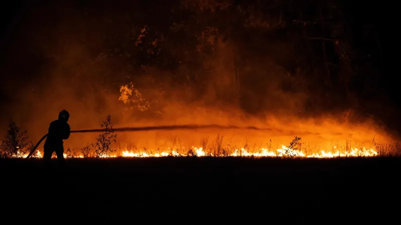 Gironde Blaze Forces 44,000 Evacuations; High Winds Fuel Inferno
