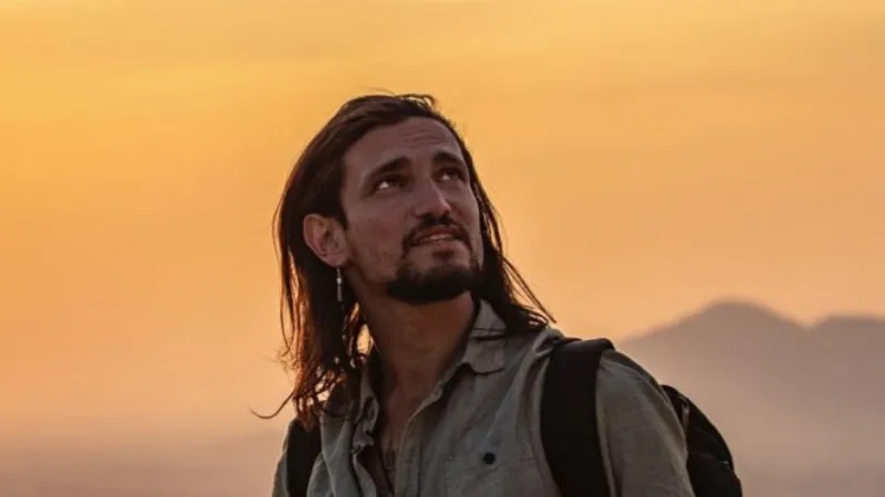 Two Italians Among 27 Tourists Rescued from Devastating Nepal Landslide
